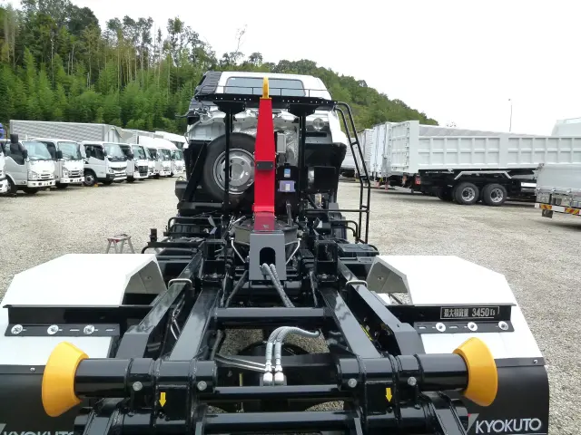 三菱 ファイター 2KG-FK72F(2WD)の写真12