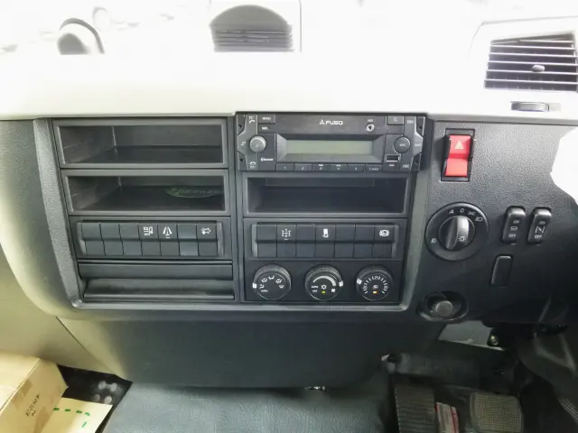 三菱 ファイター 2KG-FK72F(2WD)の写真24