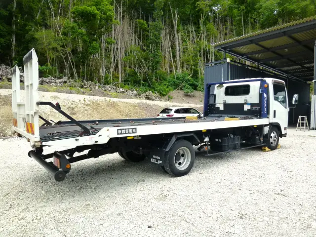 車両寸法/長7,580×幅2,220×高2,180(mm)|いすゞ エルフ TRG-NPR85AN(2WD)の写真4