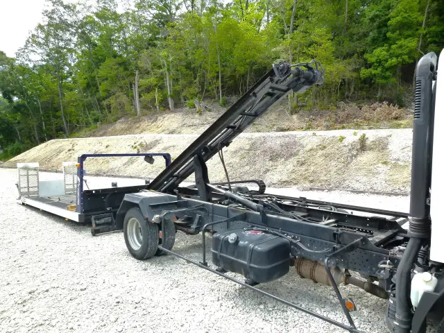 いすゞ エルフ TRG-NPR85AN(2WD)の写真18