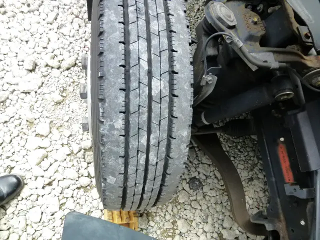 いすゞ エルフ TRG-NPR85AN(2WD)の写真44