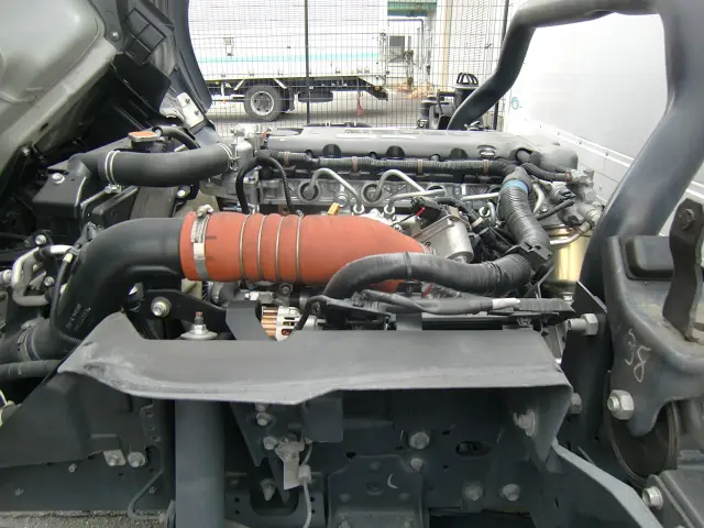 いすゞ エルフ 2RG-NPR88YN(2WD)の写真20