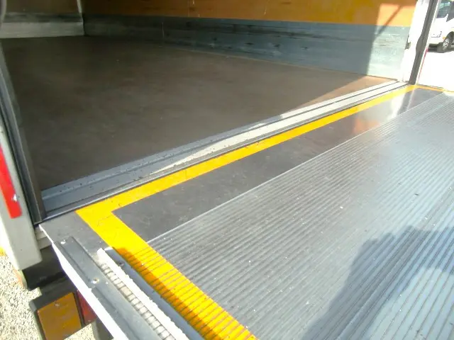 マツダ タイタン 2RG-LPR88AN(2WD)の写真18