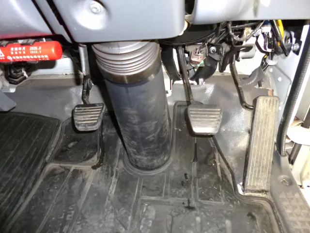 いすゞ エルフ TPG-NPR85N(2WD)の写真35