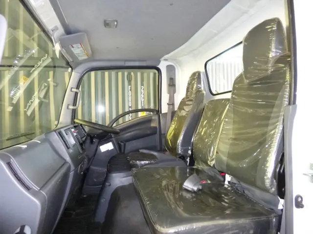 いすゞ エルフ TPG-NPR85N(2WD)の写真36