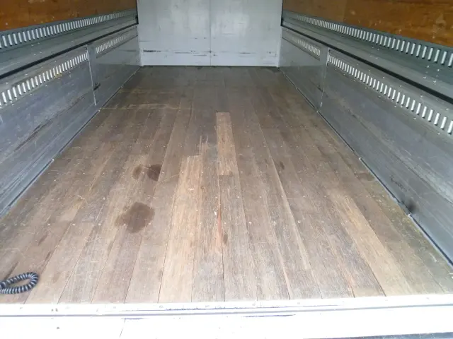 日野 デュトロ 2RG-XZU712M(2WD)の写真9