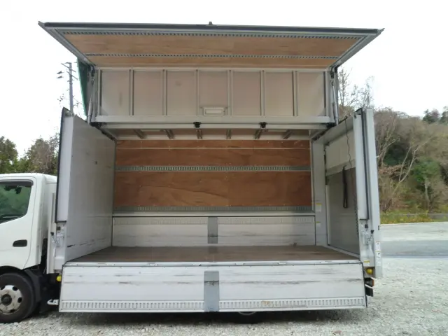 日野 デュトロ 2RG-XZU712M(2WD)の写真17