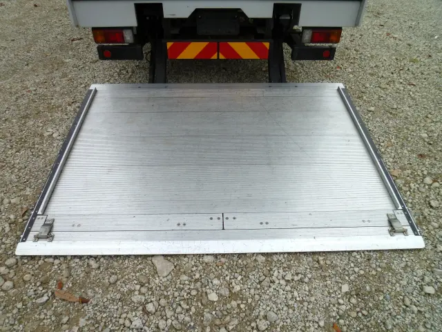 日野 デュトロ 2RG-XZU712M(2WD)の写真24