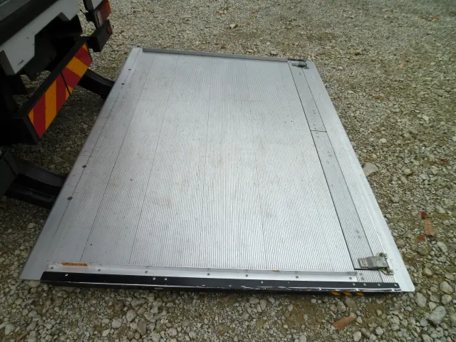 日野 デュトロ 2RG-XZU712M(2WD)の写真25