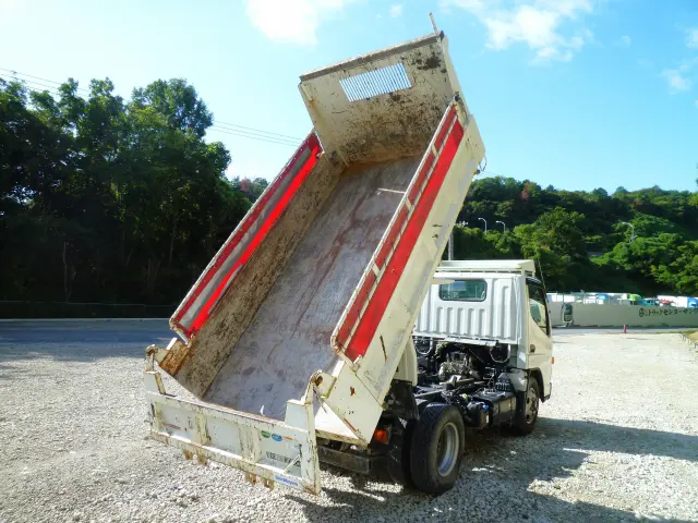 三菱 キャンター 2PG-FBA60(2WD)の写真16