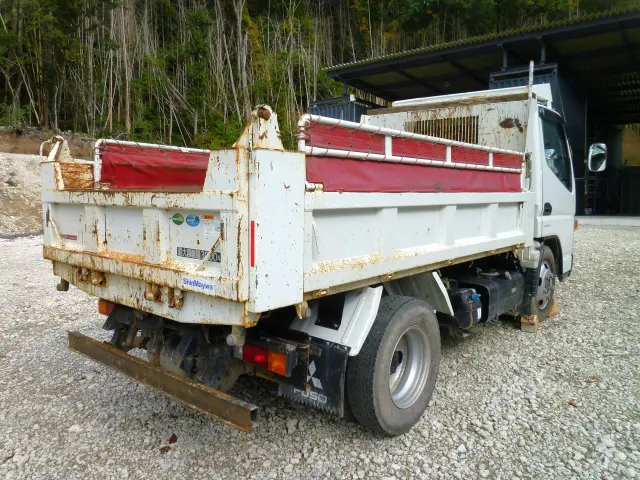 三菱 キャンター 2PG-FBA60(2WD)の写真4