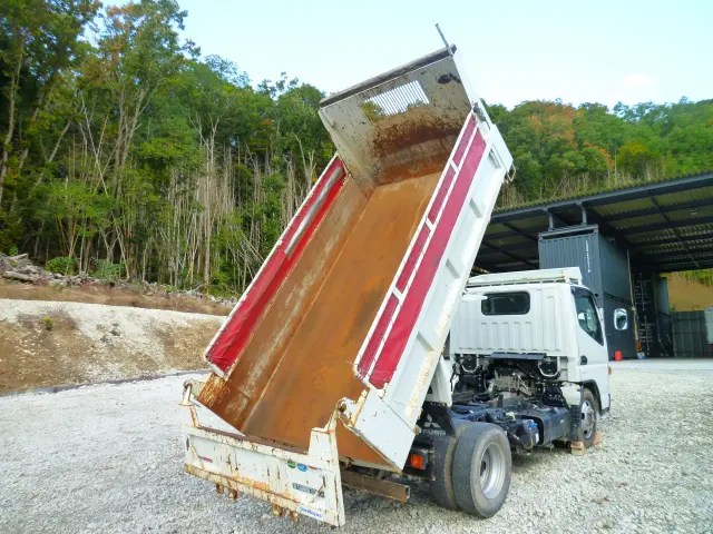 三菱 キャンター 2PG-FBA60(2WD)の写真17