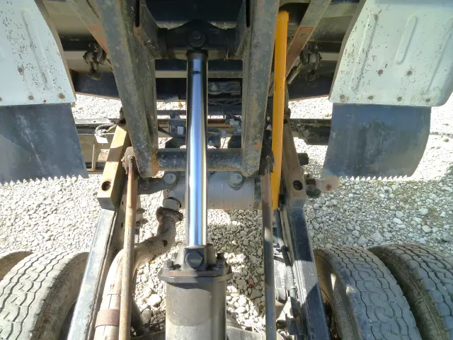 三菱 キャンター 2PG-FBA60(2WD)の写真19