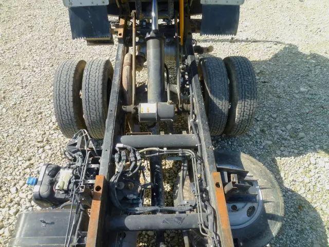 三菱 キャンター 2PG-FBA60(2WD)の写真20