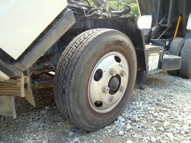 三菱 キャンター 2PG-FBA60(2WD)の写真38