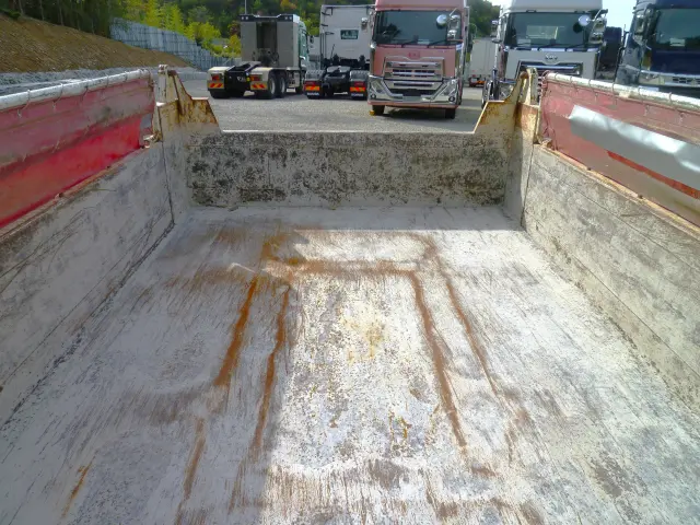 三菱 キャンター 2PG-FBA60(2WD)の写真11