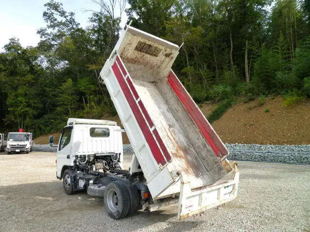 三菱 キャンター 2PG-FBA60(2WD)の写真16