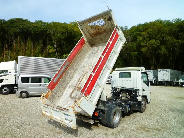 三菱 キャンター 2PG-FBA60(2WD)の写真17