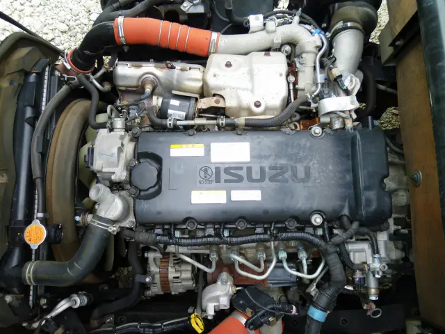 いすゞ エルフ 2RG-NPR88AR(2WD)の写真23