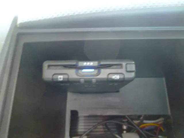 いすゞ エルフ 2RG-NPR88AR(2WD)の写真32