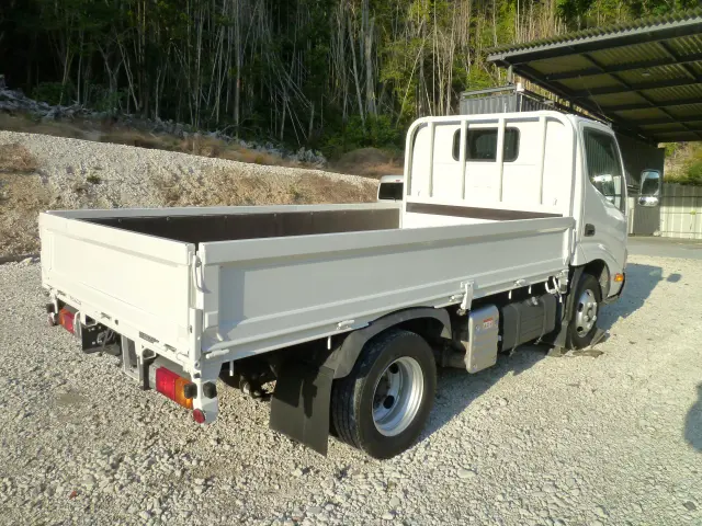 トヨタ ダイナ 2RG-XZU605(2WD)の写真4