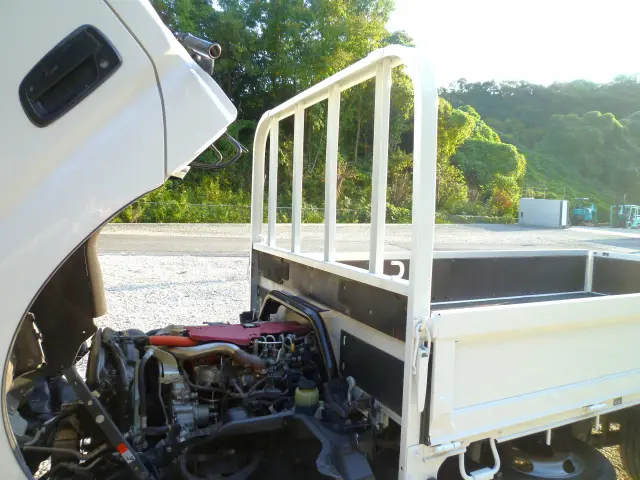 トヨタ ダイナ 2RG-XZU605(2WD)の写真8