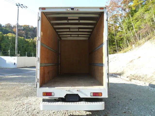 日野 デュトロ 2RG-XZU655M(2WD)の写真9