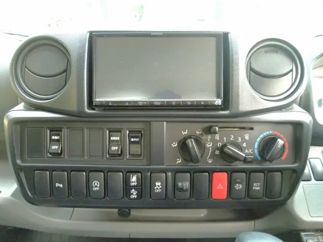 日野 デュトロ 2RG-XZU655M(2WD)の写真23