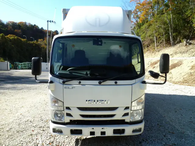 いすゞ エルフ 2RG-NLR88AN(2WD)の写真2