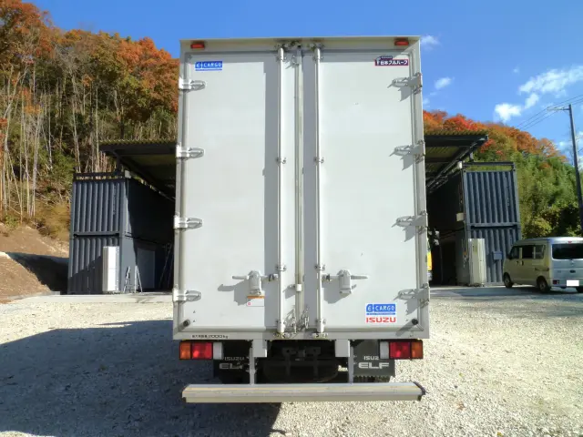 いすゞ エルフ 2RG-NLR88AN(2WD)の写真5
