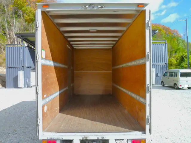 いすゞ エルフ 2RG-NLR88AN(2WD)の写真12