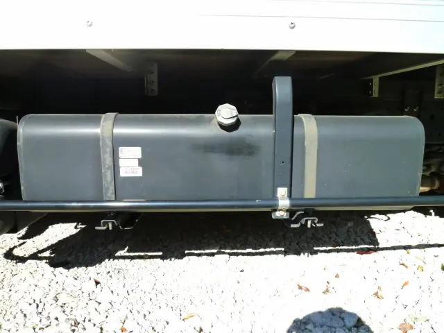 いすゞ エルフ 2RG-NLR88AN(2WD)の写真19