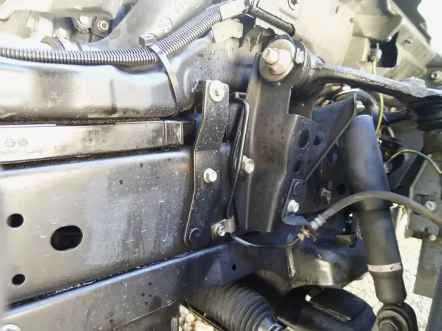 いすゞ エルフ 2RG-NLR88AN(2WD)の写真30