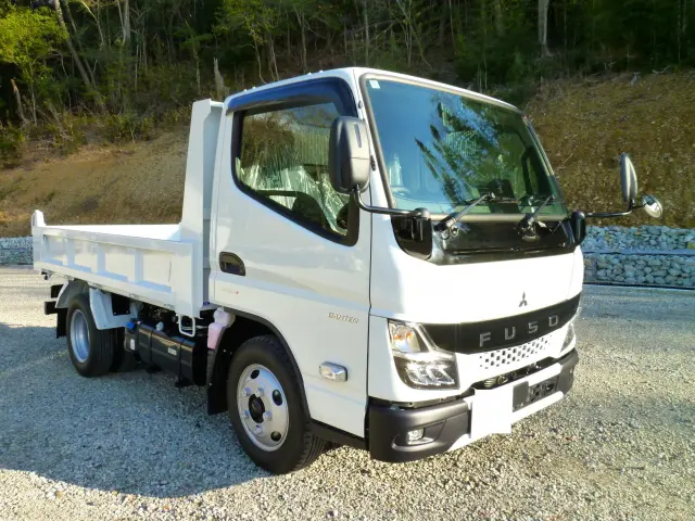 三菱 キャンター 2RG-FBA60(2WD)の写真3
