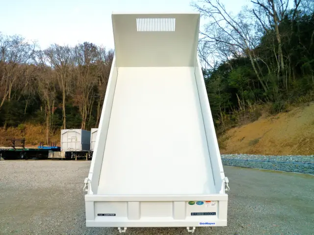 三菱 キャンター 2RG-FBA60(2WD)の写真11