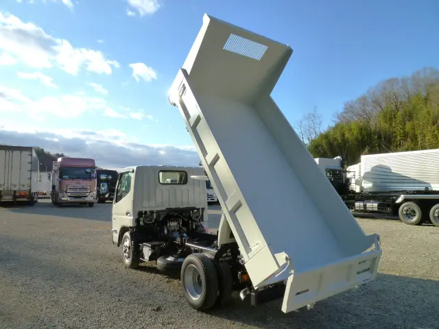 三菱 キャンター 2RG-FBA60(2WD)の写真16