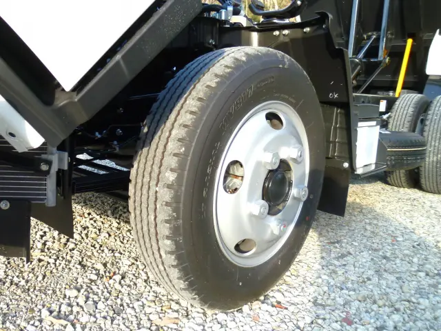 三菱 キャンター 2RG-FBA60(2WD)の写真38