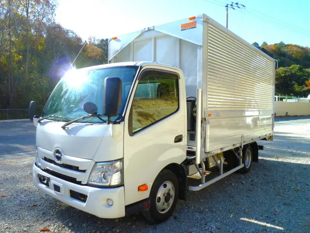 日野 デュトロ 2RG-XZC710M(2WD)の写真1