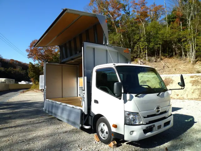 日野 デュトロ 2RG-XZC710M(2WD)の写真16