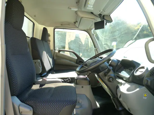 日野 デュトロ 2RG-XZC710M(2WD)の写真28