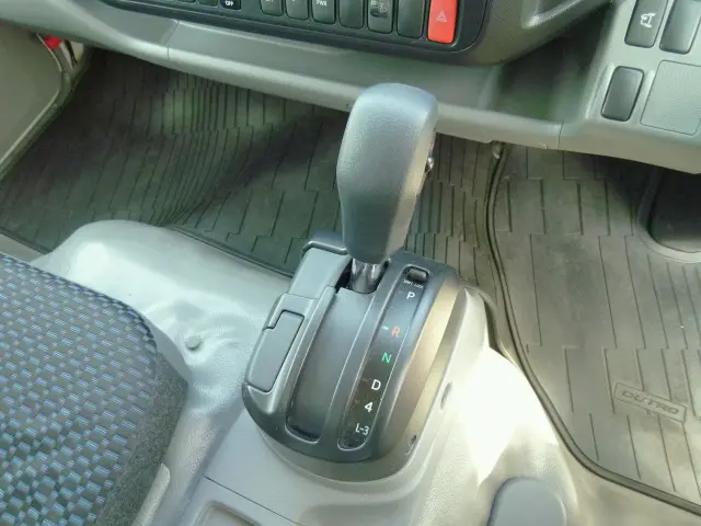 日野 デュトロ 2RG-XZC710M(2WD)の写真31