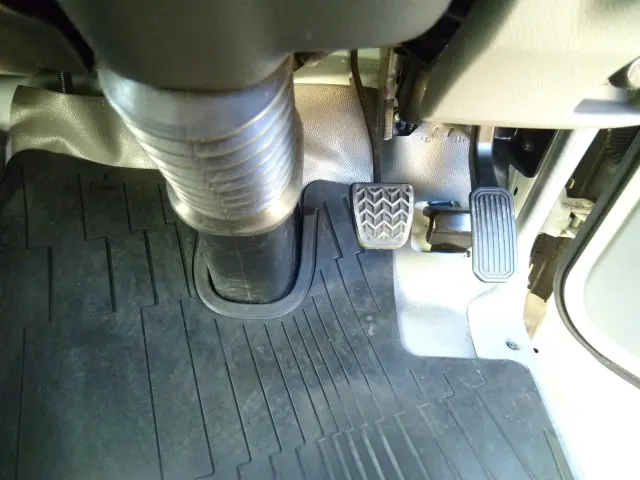 日野 デュトロ 2RG-XZC710M(2WD)の写真32