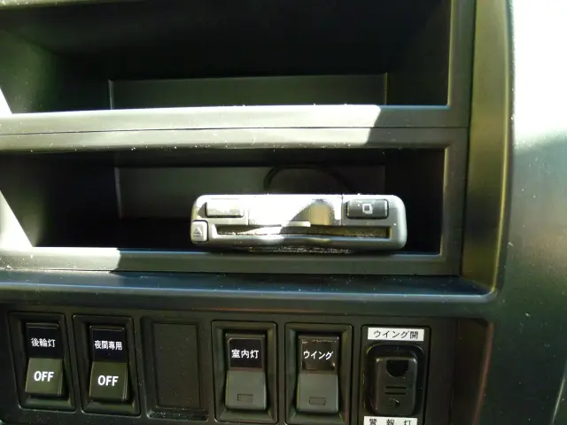 日野 デュトロ 2RG-XZC710M(2WD)の写真35