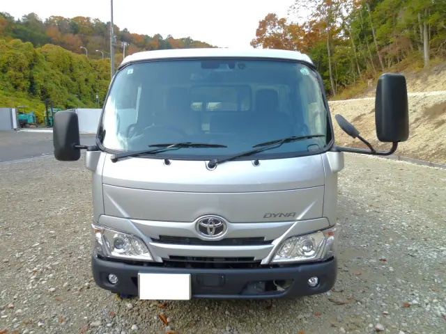 トヨタ ダイナ 2RG-XZC655(2WD)の写真2