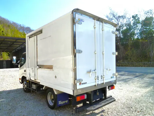 日野 デュトロ 2RG-XZC605M(2WD)の写真6