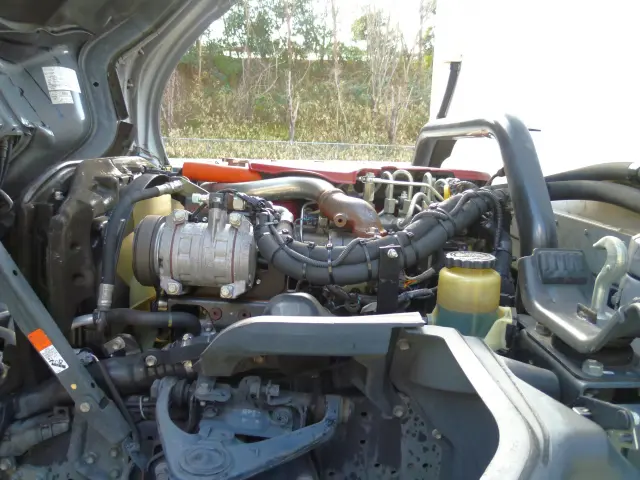 日野 デュトロ 2RG-XZC605M(2WD)の写真20