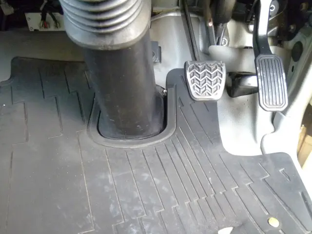 日野 デュトロ 2RG-XZC605M(2WD)の写真28