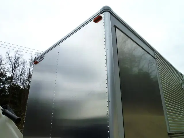 トヨタ ダイナ 2RG-XZU605(2WD)の写真8