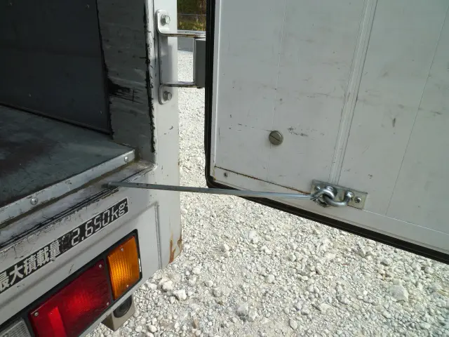 いすゞ エルフ 2RG-NMR88AN(2WD)の写真11