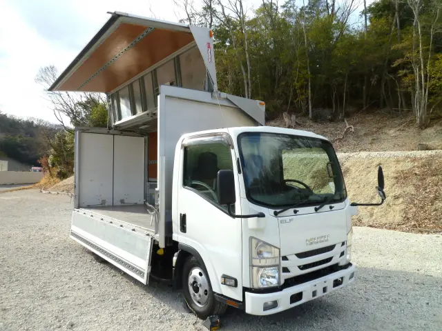 いすゞ エルフ 2RG-NMR88AN(2WD)の写真18